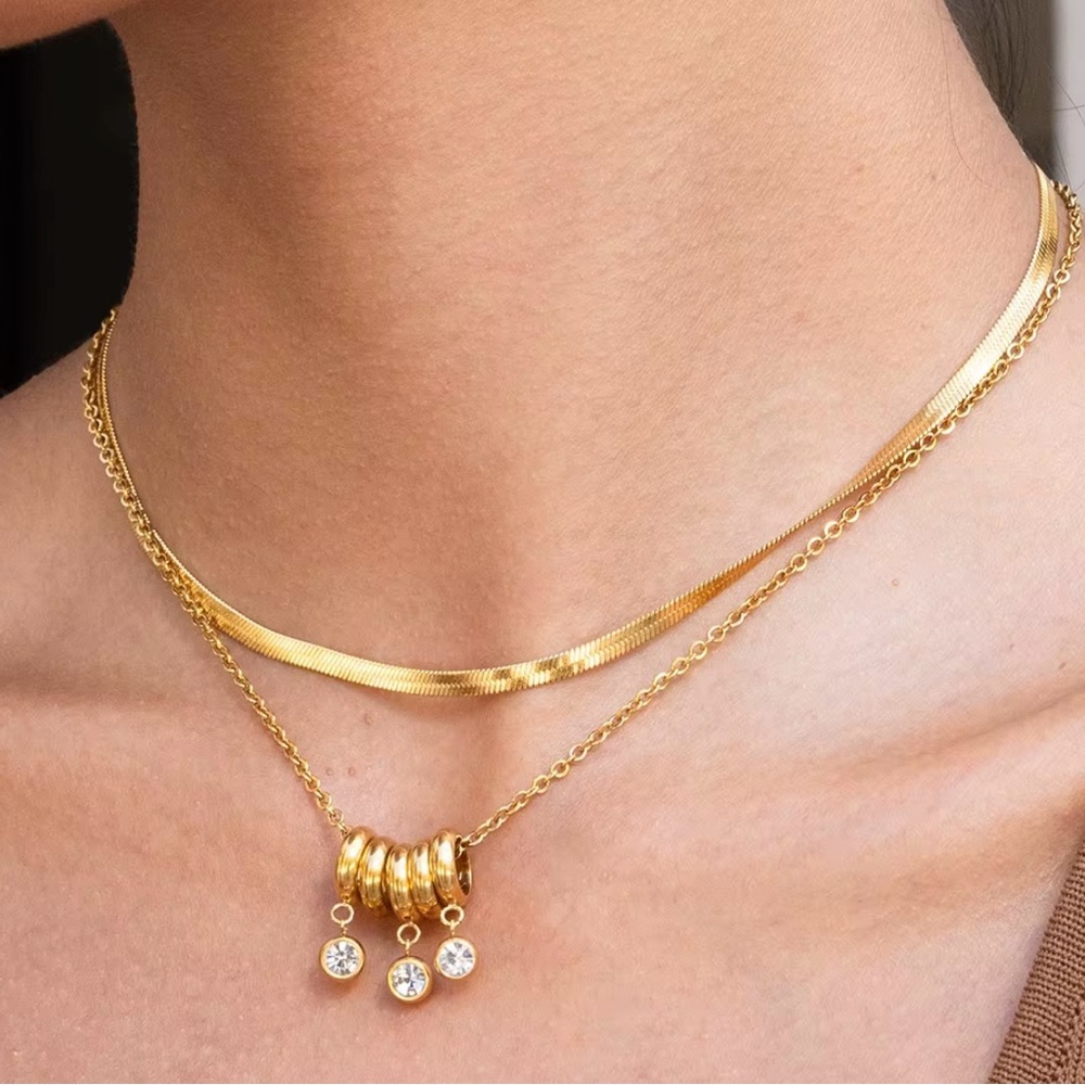 Necklace Top One Only 1 Item